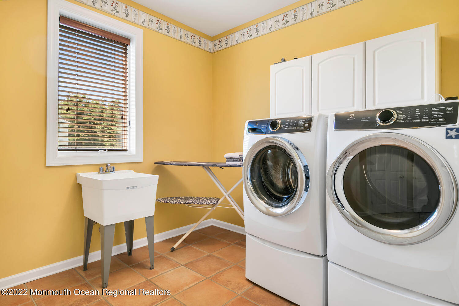 5 Meadows Run Drive Colts Neck, NJ 07722 - Photo 34 of 60 4M3A2847-021-028-1500x1000