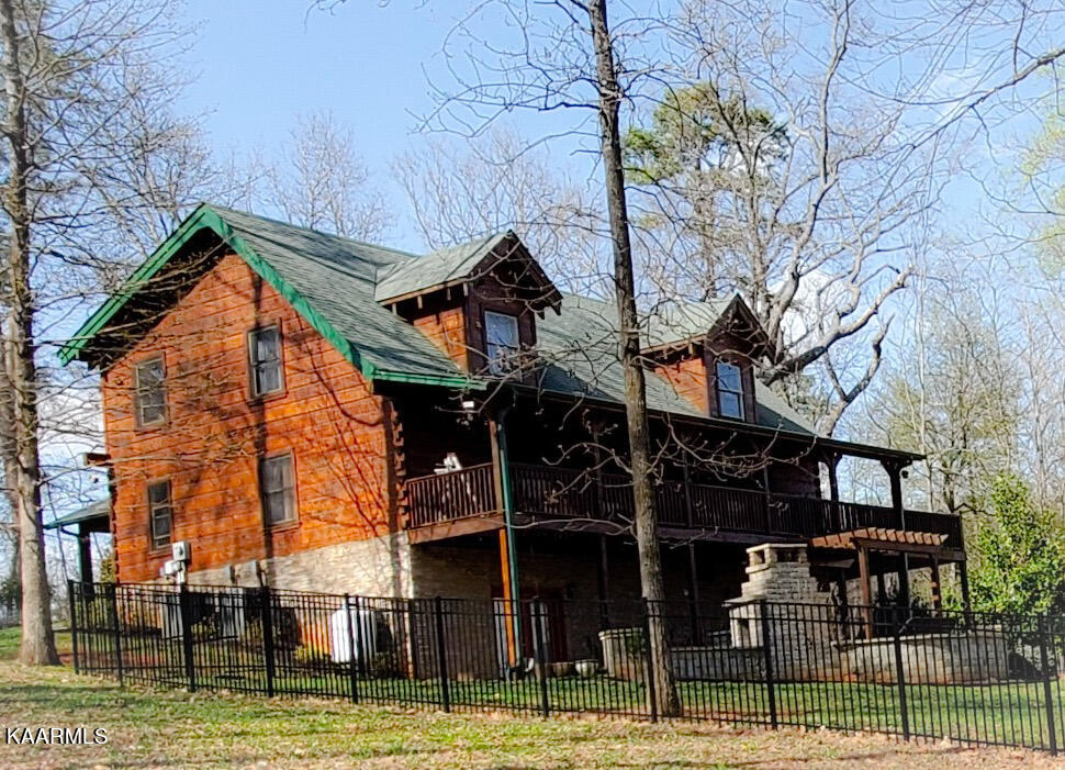 535 Thompson Bridge Road Maryville, TN 37801 - Photo 1 of 15 2DBE69E7-C26A-4052-92D2-E70BC4A26A4D