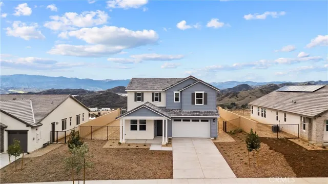 $999,990 | 28908 Saddle Circle, Castaic, CA 91384