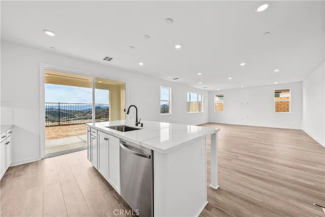 $999,990 | 28908 Saddle Circle, Castaic, CA 91384