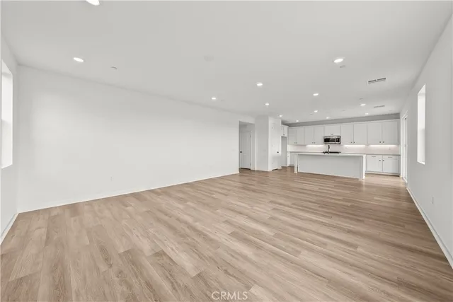 $999,990 | 28908 Saddle Circle, Castaic, CA 91384