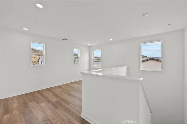 $999,990 | 28908 Saddle Circle, Castaic, CA 91384