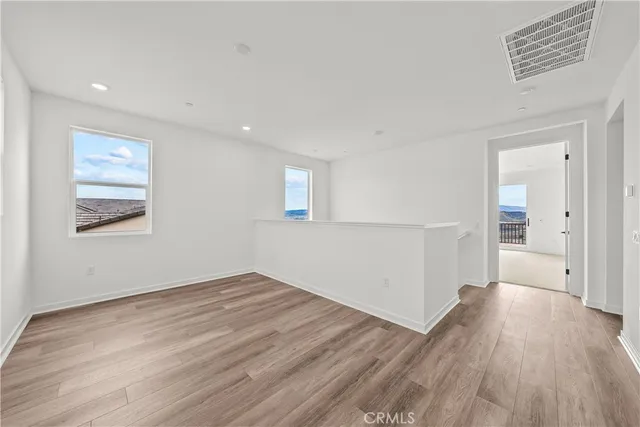 $999,990 | 28908 Saddle Circle, Castaic, CA 91384