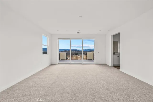 $999,990 | 28908 Saddle Circle, Castaic, CA 91384