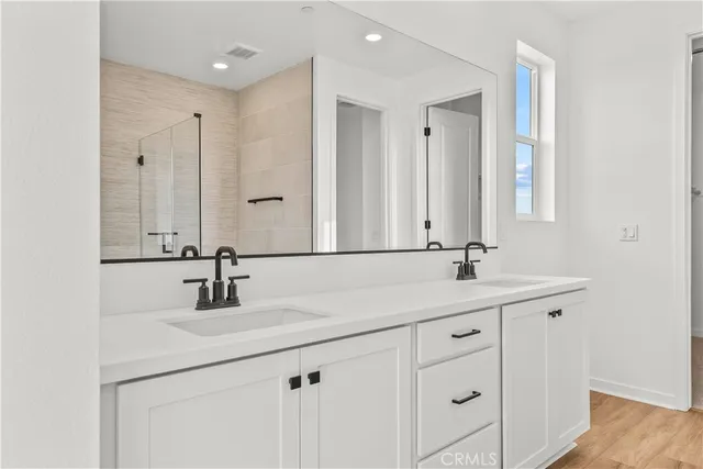 $999,990 | 28908 Saddle Circle, Castaic, CA 91384