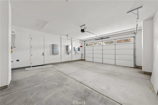 $999,990 | 28908 Saddle Circle, Castaic, CA 91384