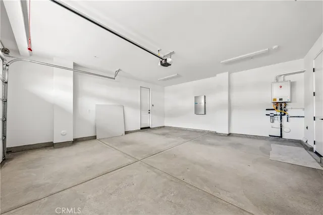 $999,990 | 28908 Saddle Circle, Castaic, CA 91384