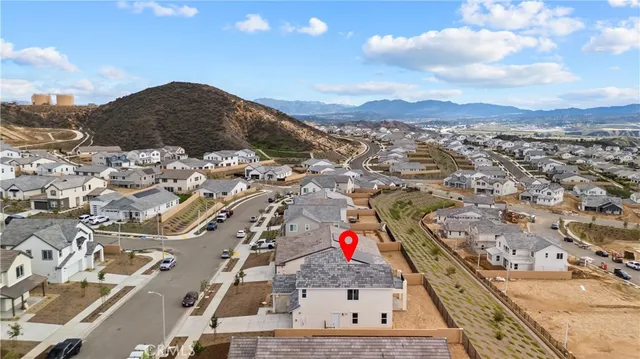 $999,990 | 28908 Saddle Circle, Castaic, CA 91384