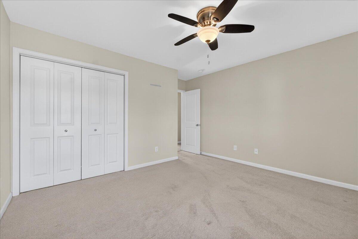 131 Charlesfort Way Moncks Corner, SC 29461 - Photo 33 of 49 32-Taylor Ragusett - DSC02227