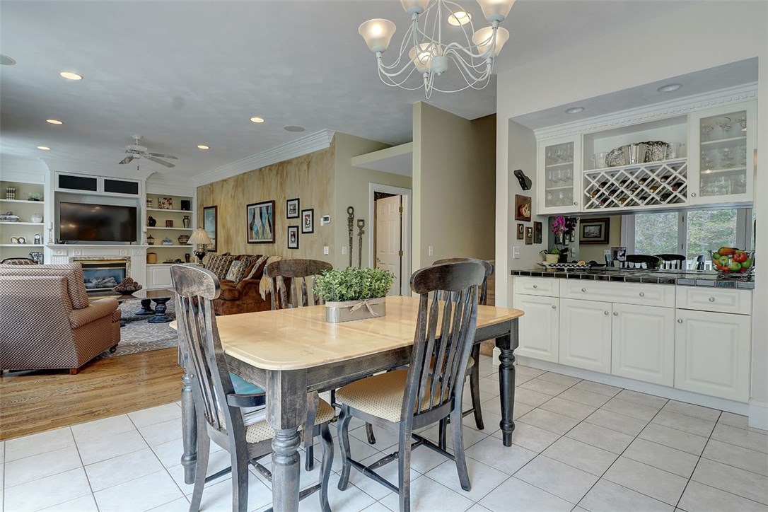 37 Great Road Barrington, RI 02806 - Photo 11 of 29