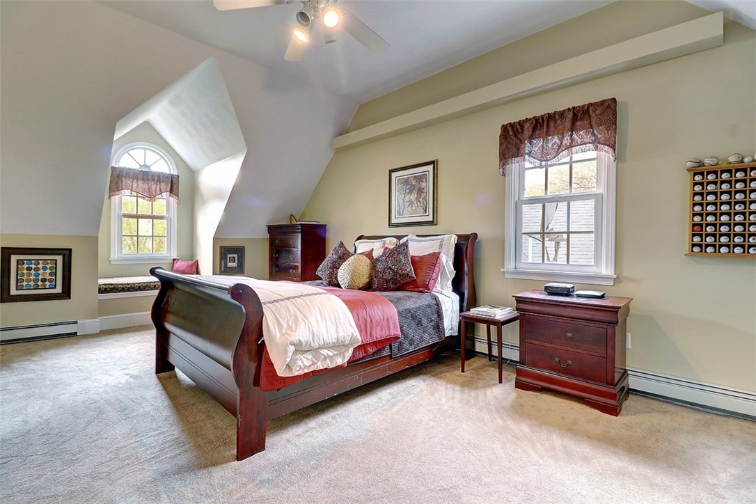 37 Great Road Barrington, RI 02806 - Photo 20 of 29