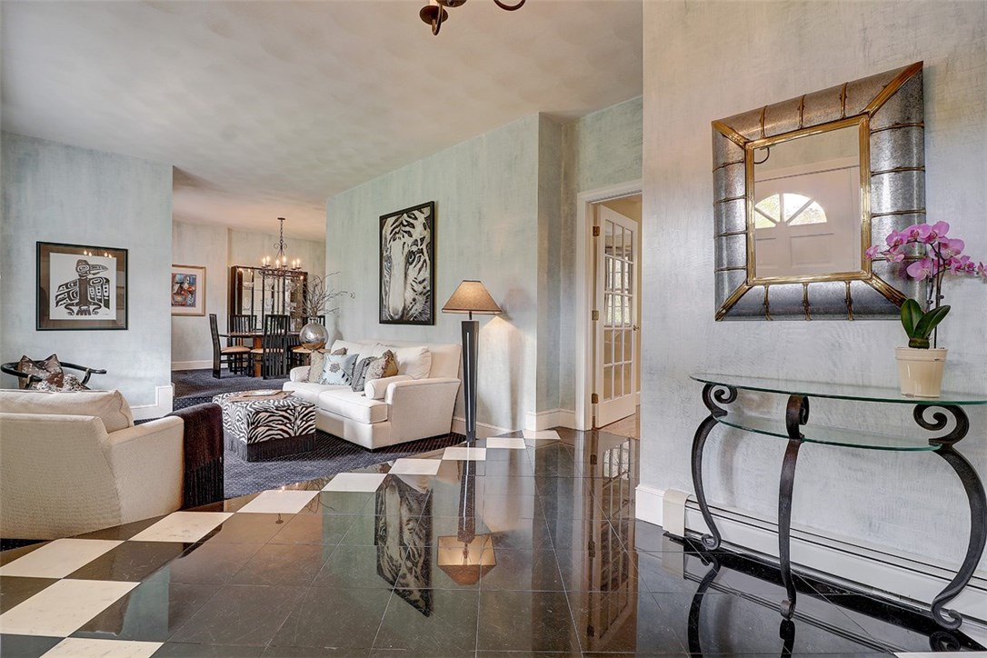 37 Great Road Barrington, RI 02806 - Photo 3 of 29 Elegant marble foyer entry