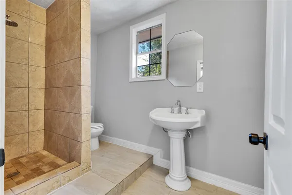 $1,700 | 9707 Nedwald Street, Houston, TX 77029