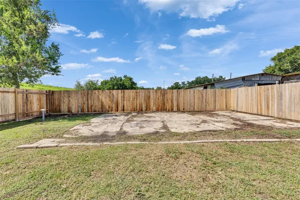 $1,700 | 9707 Nedwald Street, Houston, TX 77029