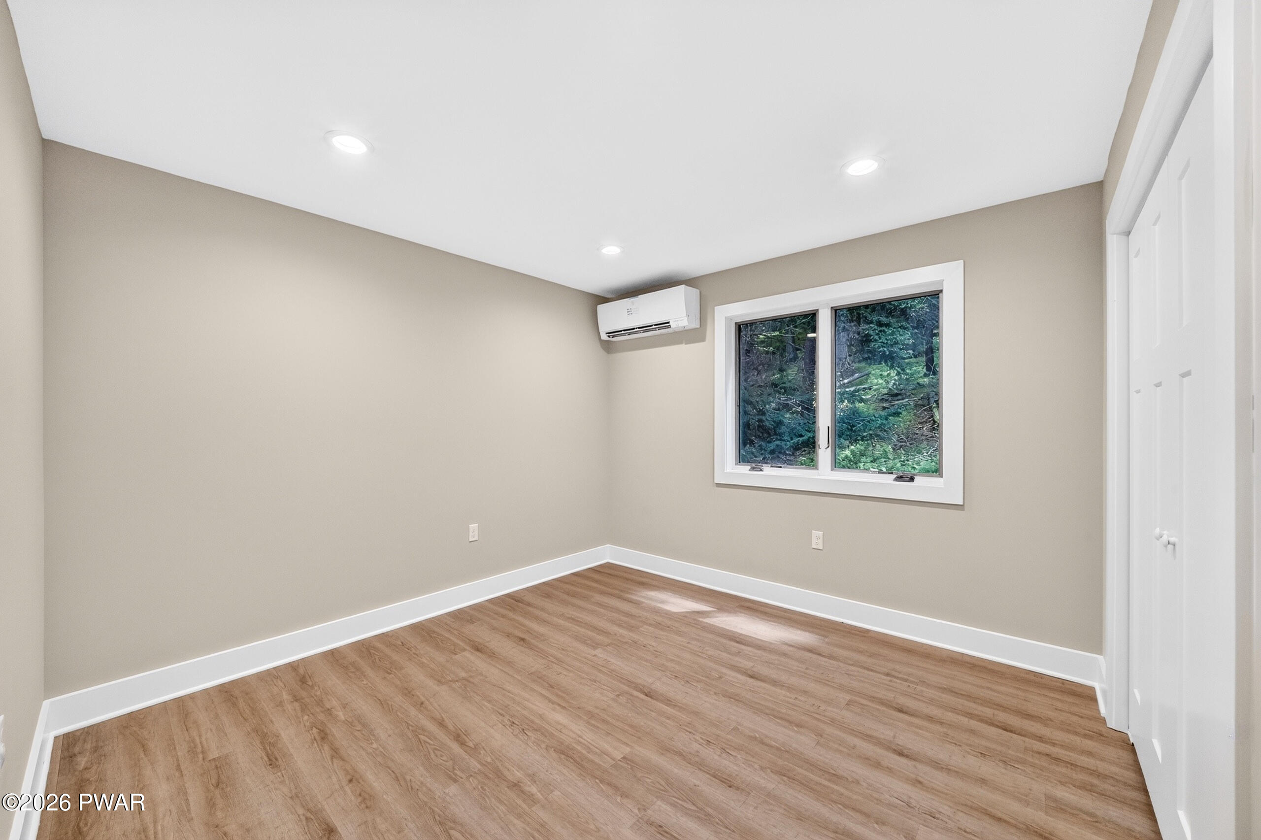 215 Lennon Road Greentown, PA 18426 - Photo 11 of 33