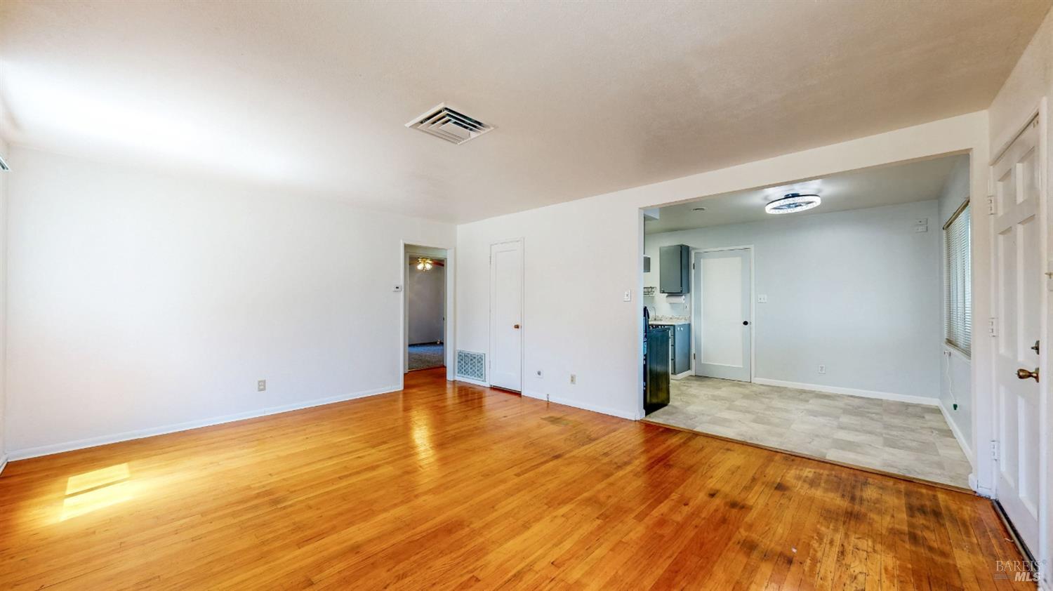 809 Maple Avenue Vallejo, CA 94591 - Photo 7 of 46 a view of empty room