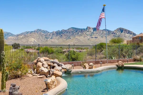 $595,000 | 11890 North Verismo Drive, Oro Valley, AZ 85737