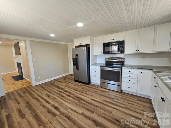 $215,000 | 208 West Main Street, Lawndale, NC 28090