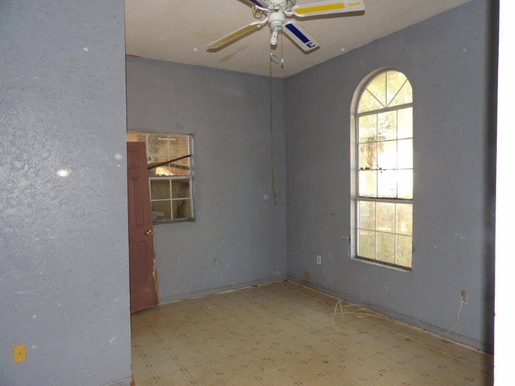 124 Wasp Drive Brunswick, GA 31525 - Photo 13 of 37