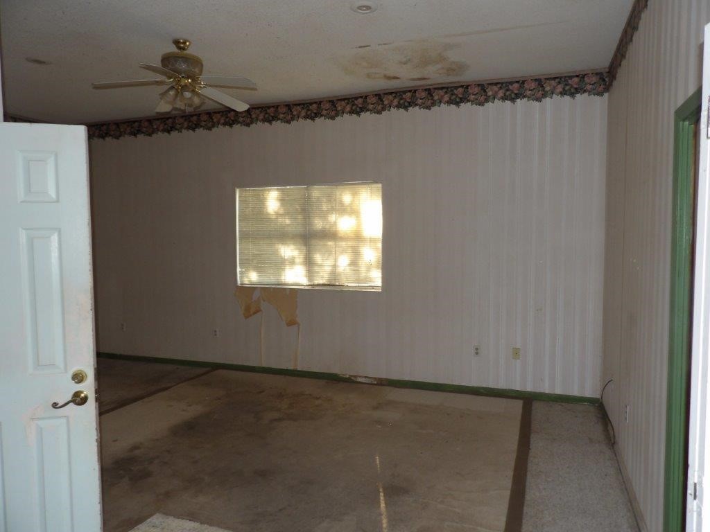 124 Wasp Drive Brunswick, GA 31525 - Photo 16 of 37