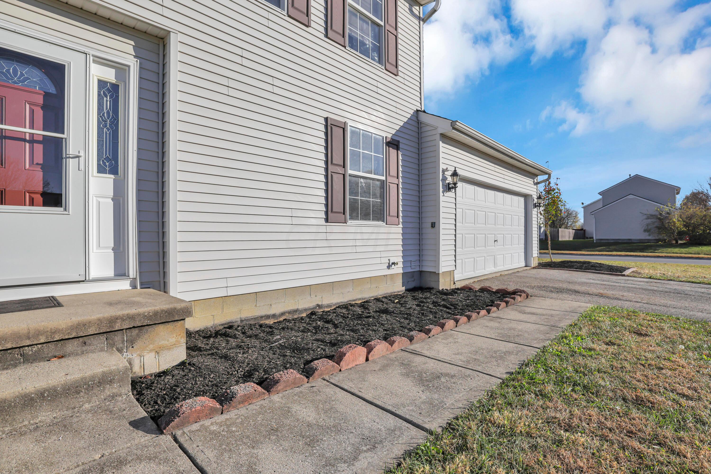 6342 Whims Road Canal Winchester, OH 43110 - Photo 4 of 40 GR7A9963