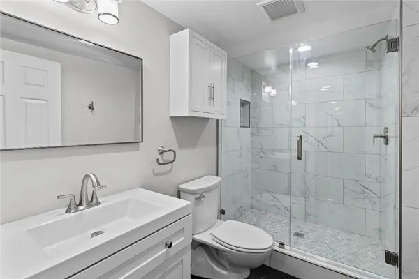 $875 | 2603 Bernardo De Galvez Avenue, Unit B, Galveston, TX 77550