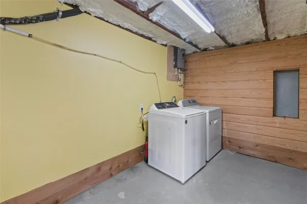 $875 | 2603 Bernardo De Galvez Avenue, Unit B, Galveston, TX 77550