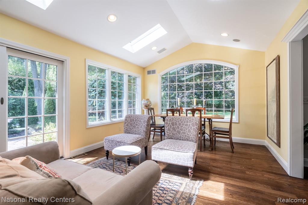 31467 Old Cannon Road Beverly Hills, MI 48025 - Photo 16 of 35