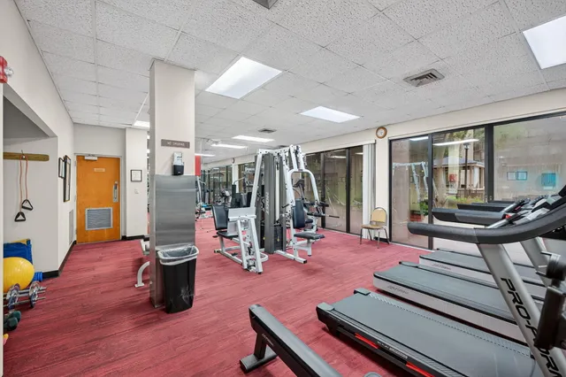 $450,000 | 2816 North 46th Avenue, Unit J682, Hollywood, FL 33021