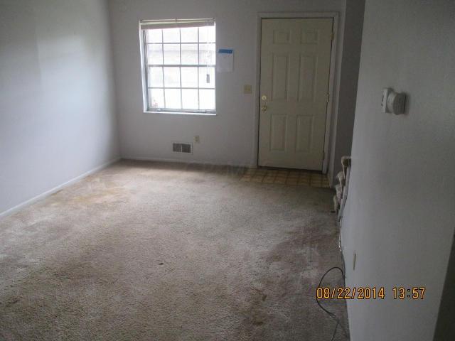 5726 Beechcroft Road, Unit H Columbus, OH 43229 - Photo 6 of 14 Gallery Image 6