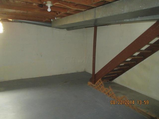5726 Beechcroft Road, Unit H Columbus, OH 43229 - Photo 9 of 14 Gallery Image 9