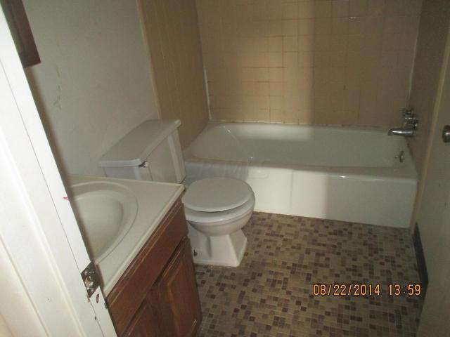 5726 Beechcroft Road, Unit H Columbus, OH 43229 - Photo 10 of 14 Gallery Image 10