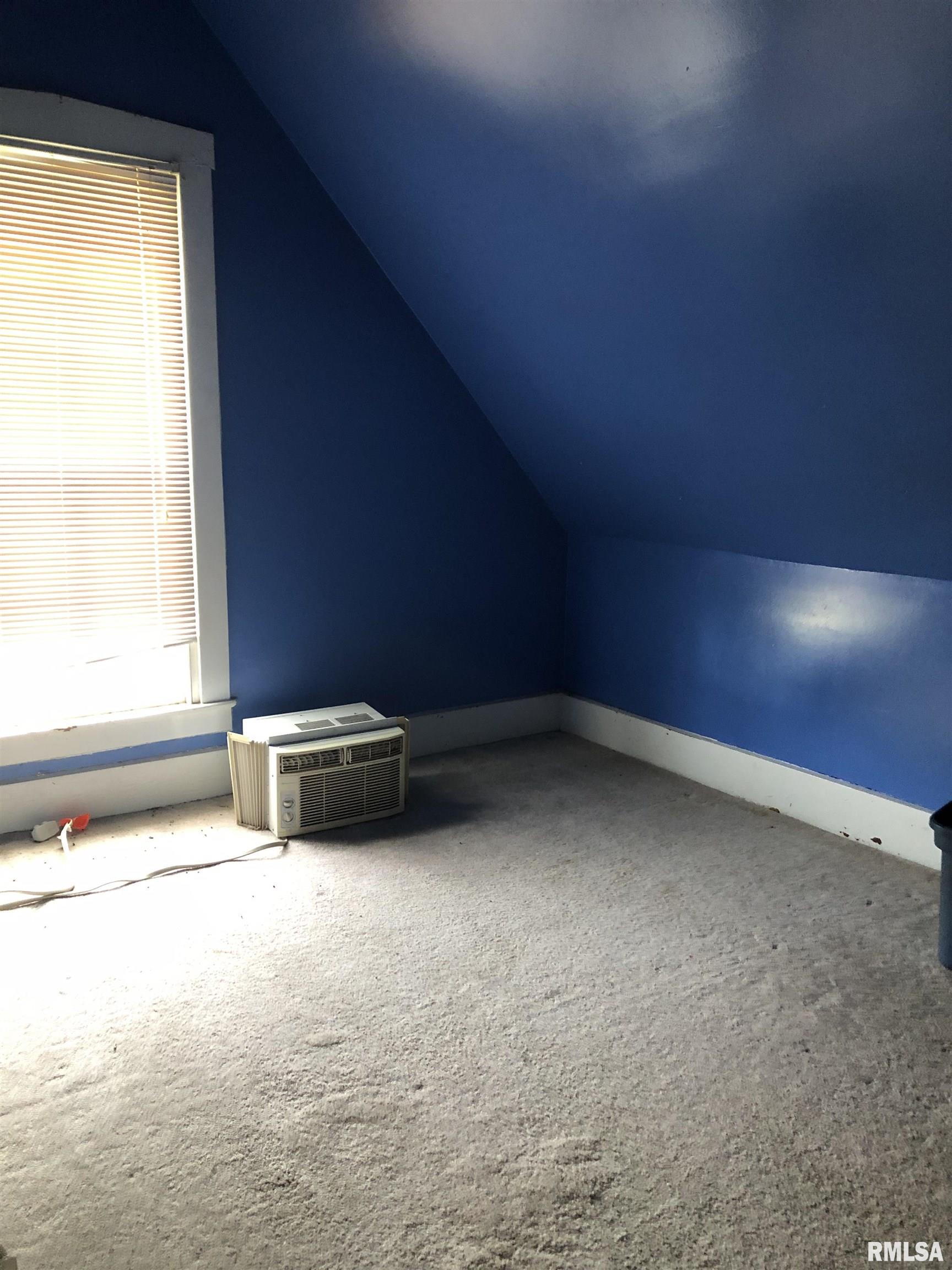 339 North Ohio Street Camp Point, IL 62320 - Photo 11 of 17 Gallery Image 11