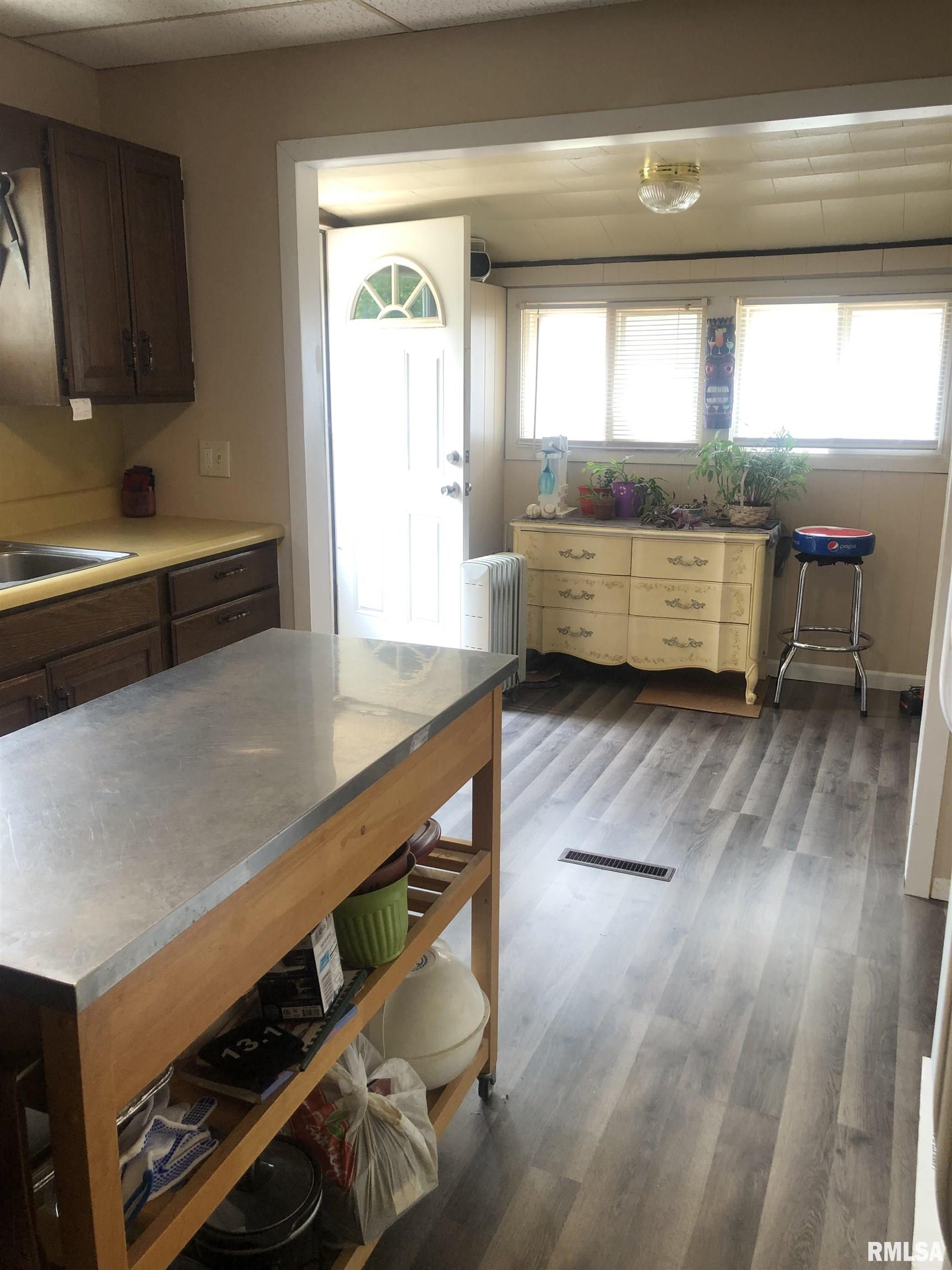 339 North Ohio Street Camp Point, IL 62320 - Photo 5 of 17 Gallery Image 5