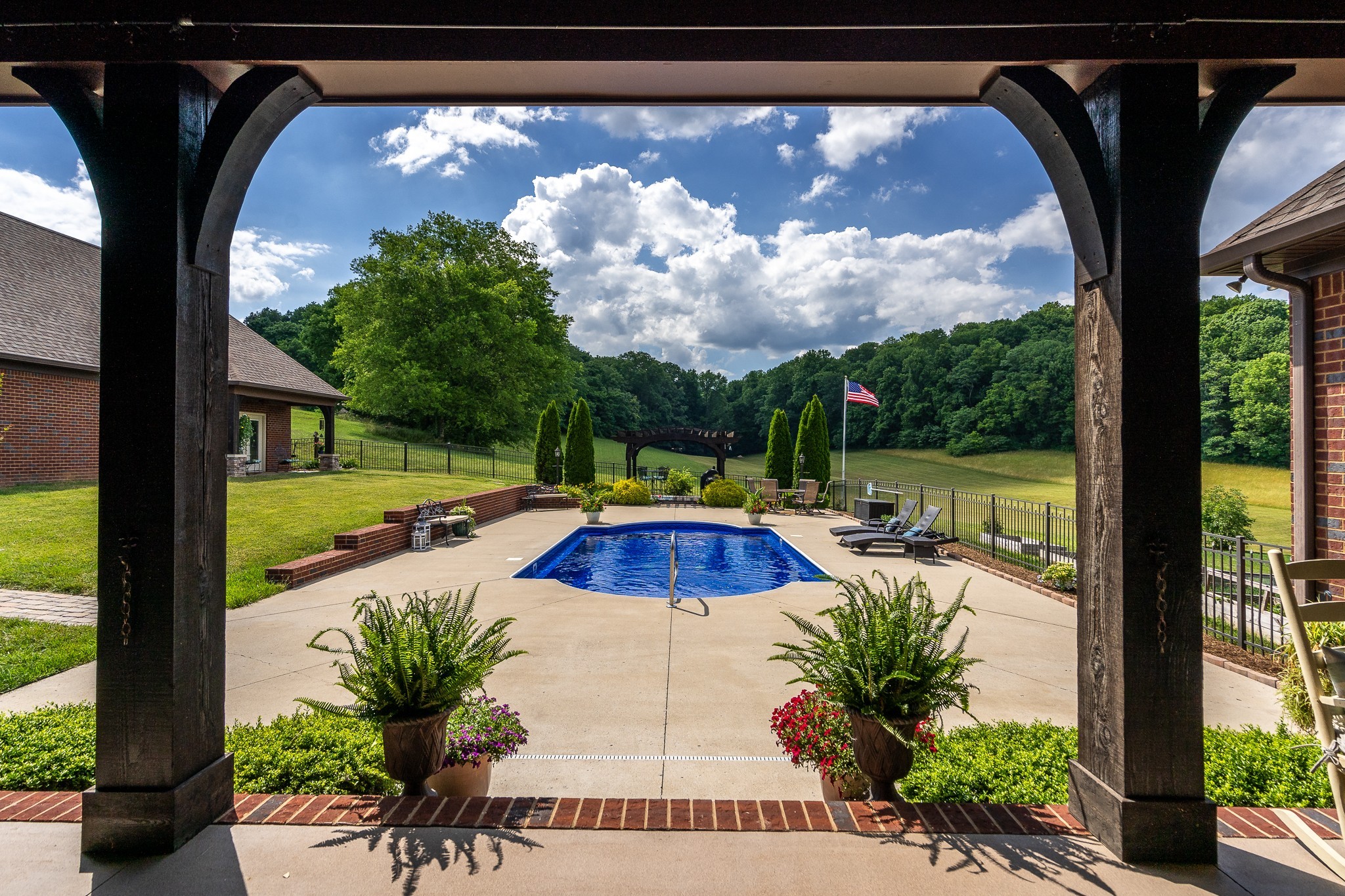2145 Center Point Road Hendersonville, TN 37075 - Photo 14 of 38 Gallery Image 14