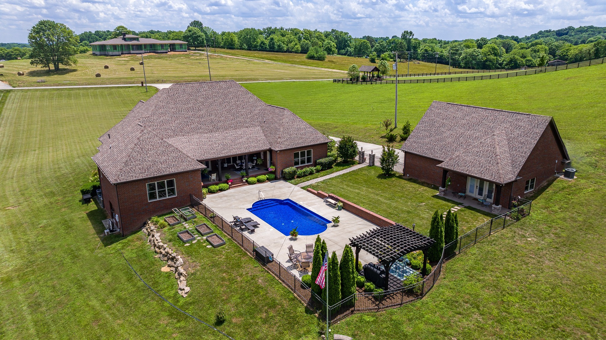 2145 Center Point Road Hendersonville, TN 37075 - Photo 9 of 38 Gallery Image 9