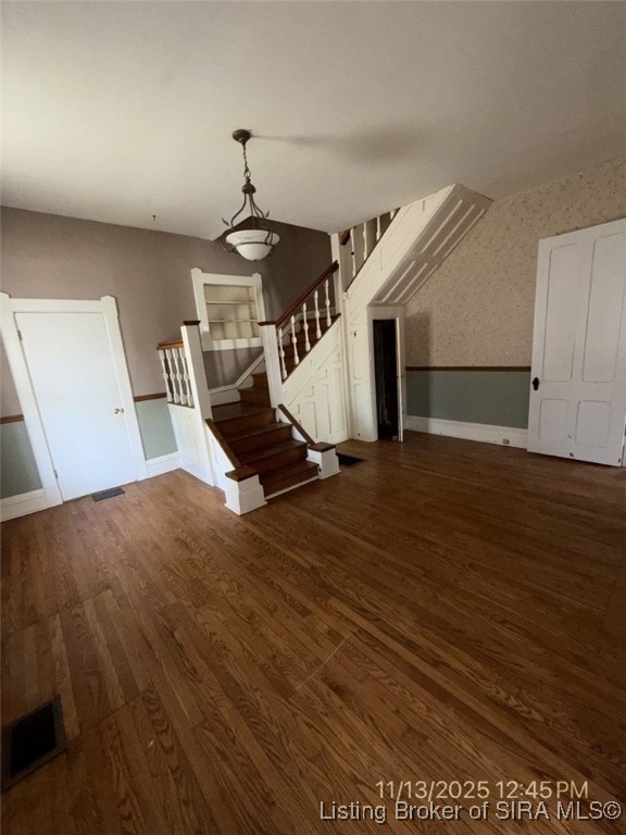 609 North Capitol Avenue Corydon, IN 47112 - Photo 12 of 22 Foyer