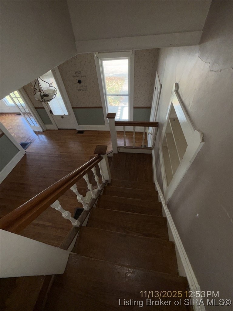 609 North Capitol Avenue Corydon, IN 47112 - Photo 15 of 22 Staircase