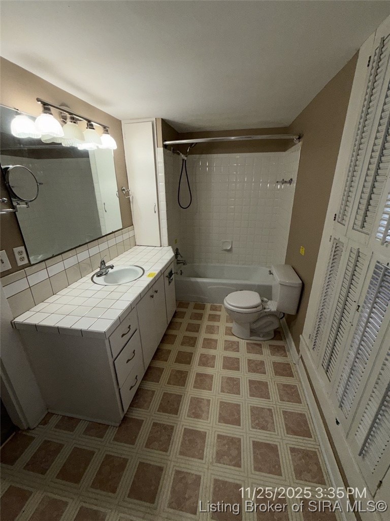 609 North Capitol Avenue Corydon, IN 47112 - Photo 19 of 22 Full Bath (Level Two)