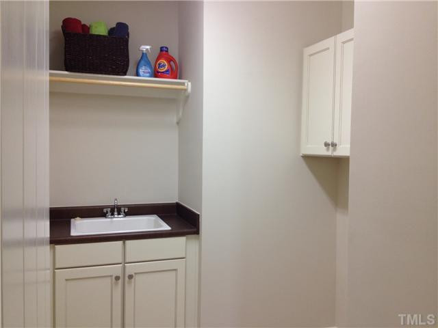 7101 Carries Reach Way, Unit 1 Raleigh, NC 27614 - Photo 13 of 25 Laundry