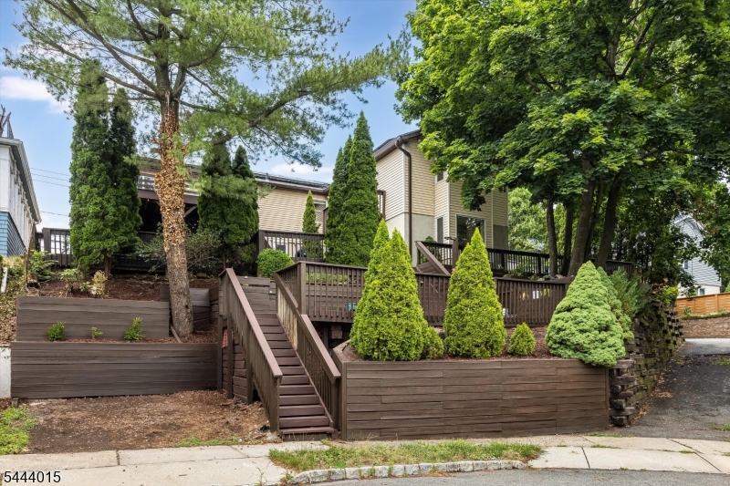 373 Orange Road Montclair, NJ 07042 - Photo 33 of 40