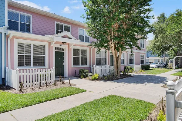 $2,200 | 4007 Venetian Bay Drive, Unit 105, Kissimmee, FL 34741