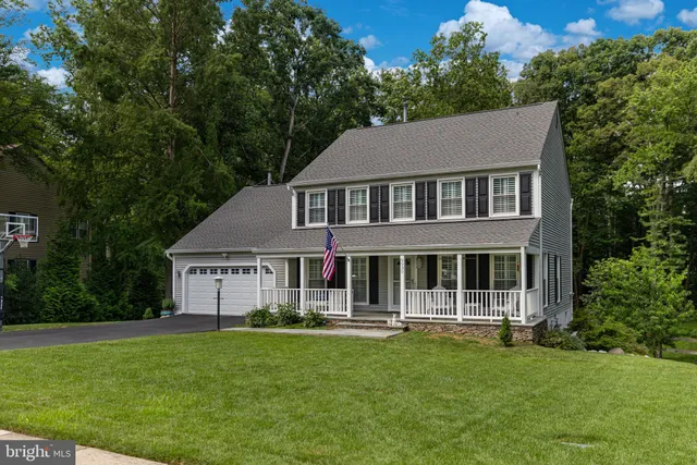 $1,149,900 | 9930 South Park Circle, Fairfax Station, VA 22039