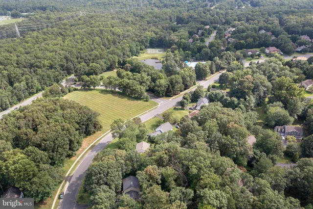 $1,149,900 | 9930 South Park Circle, Fairfax Station, VA 22039