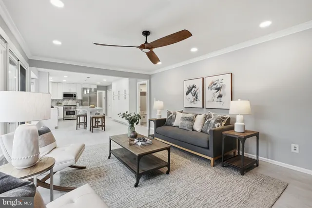 $1,149,900 | 9930 South Park Circle, Fairfax Station, VA 22039