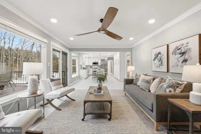 $1,149,900 | 9930 South Park Circle, Fairfax Station, VA 22039