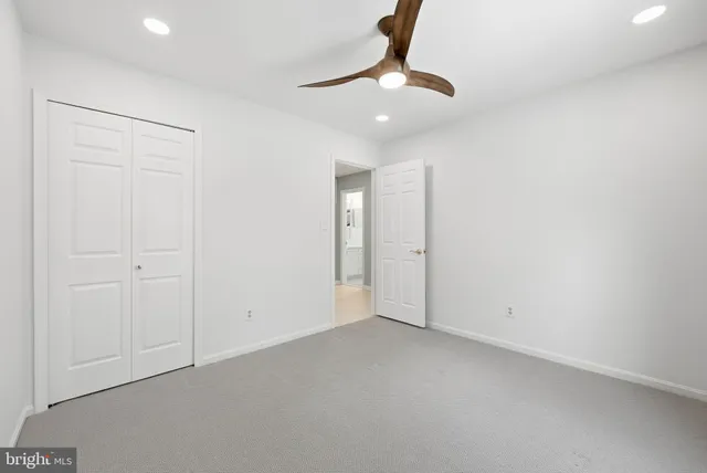 $1,149,900 | 9930 South Park Circle, Fairfax Station, VA 22039