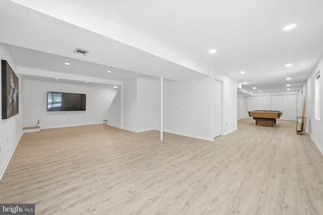 $1,149,900 | 9930 South Park Circle, Fairfax Station, VA 22039