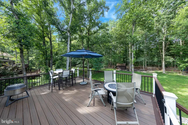 $1,149,900 | 9930 South Park Circle, Fairfax Station, VA 22039