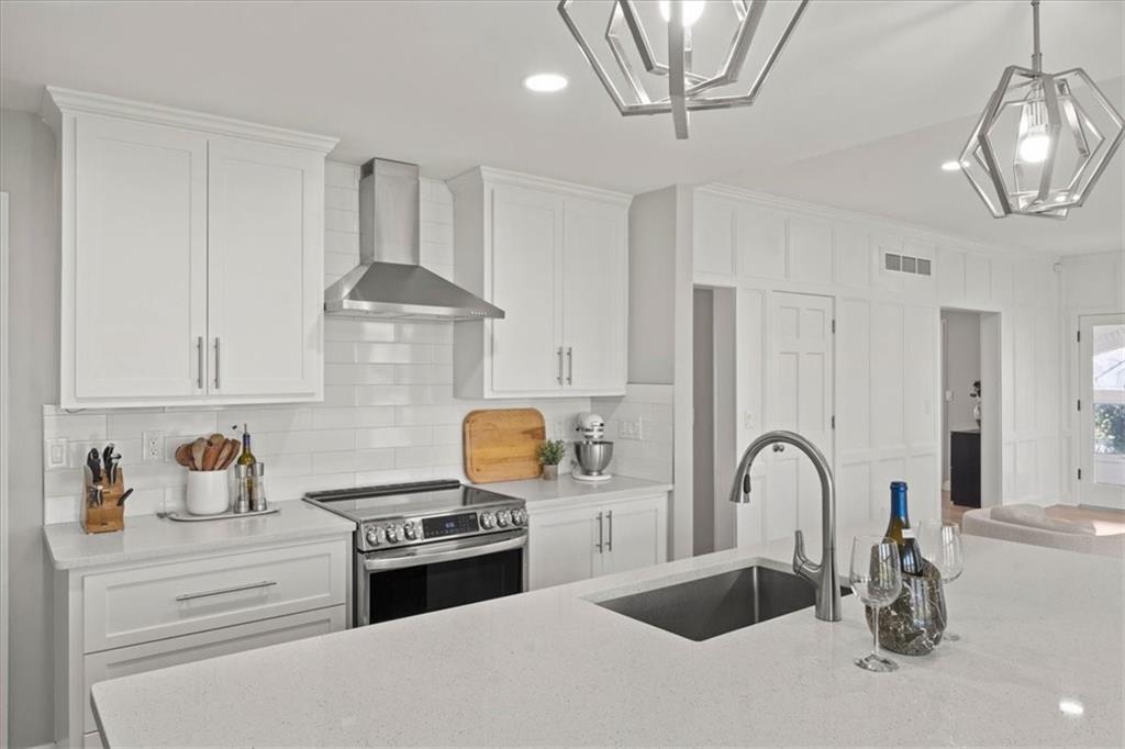 15190 Granada Road Leawood, KS 66224 - Photo 12 of 63